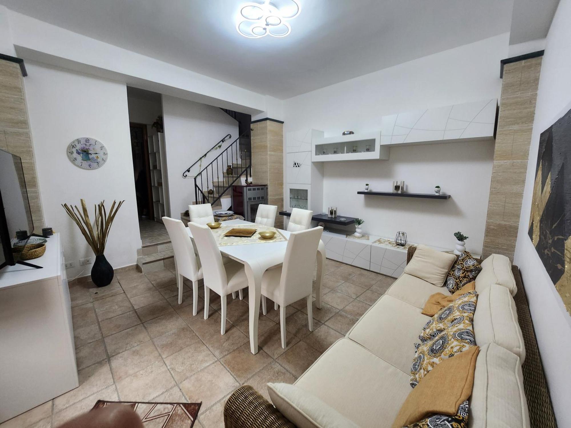 Porta Trapani Guest House Эриче Экстерьер фото