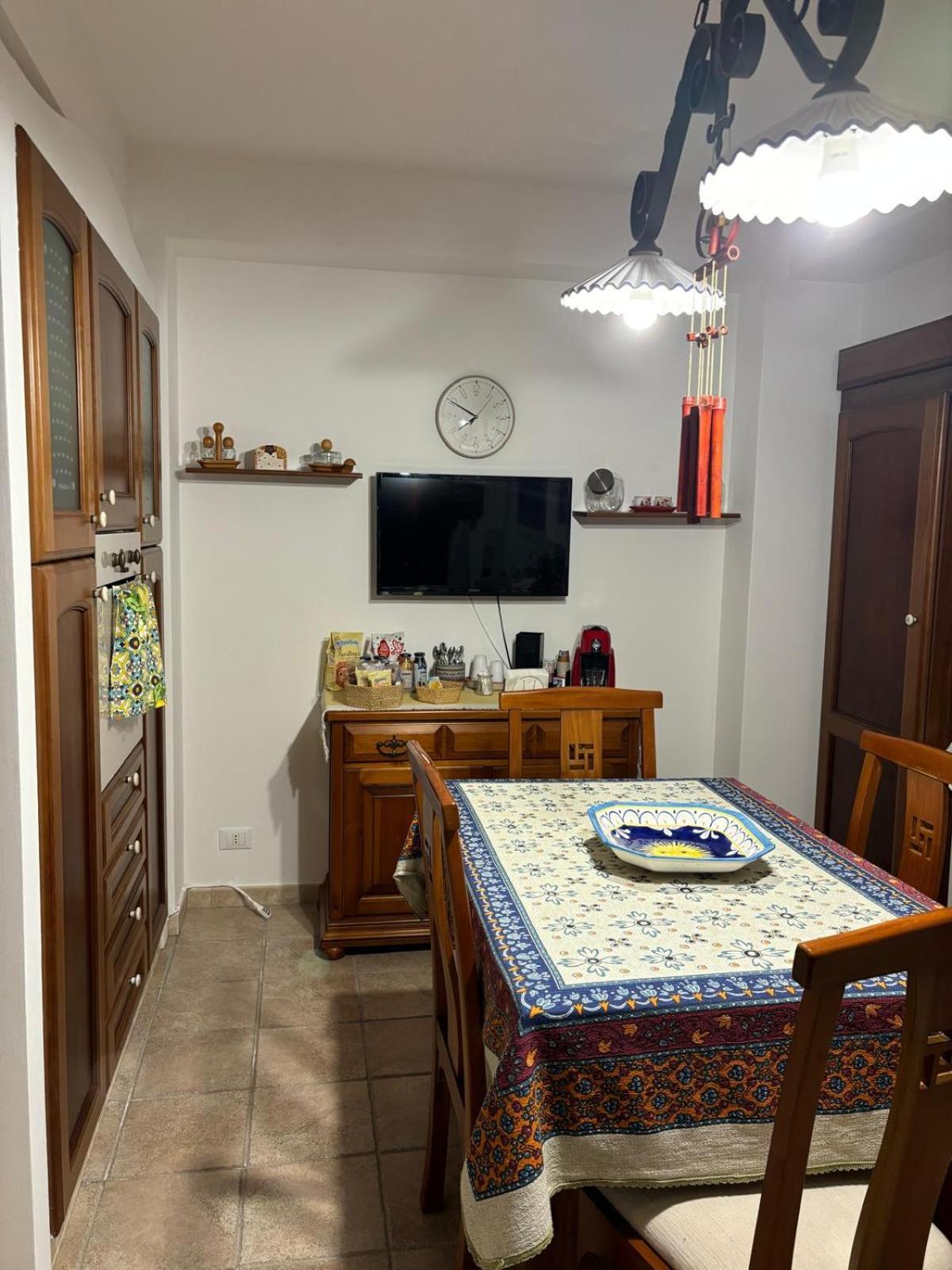 Porta Trapani Guest House Эриче Экстерьер фото